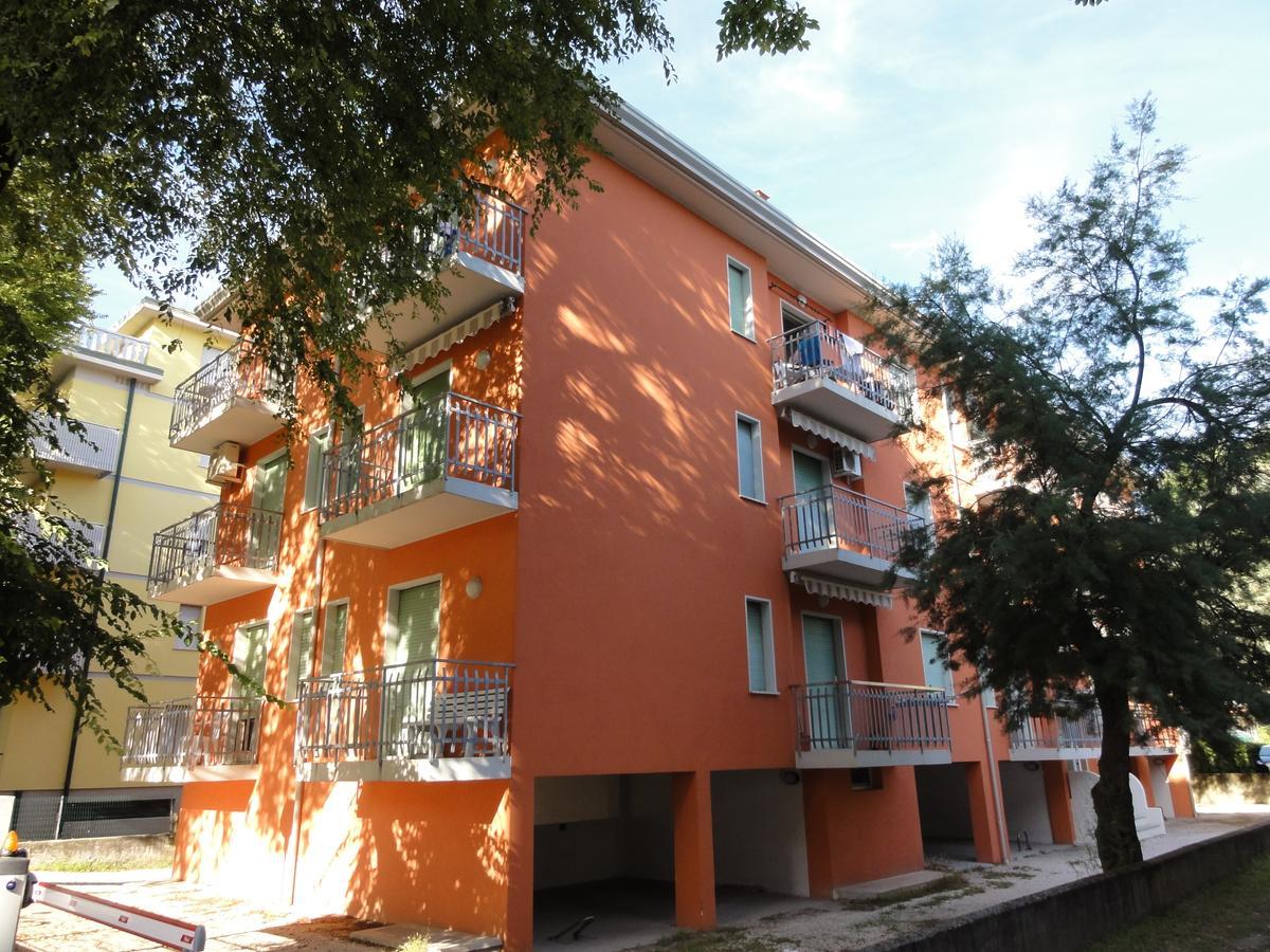 Isolabella - Appartamenti Bibione Esterno foto