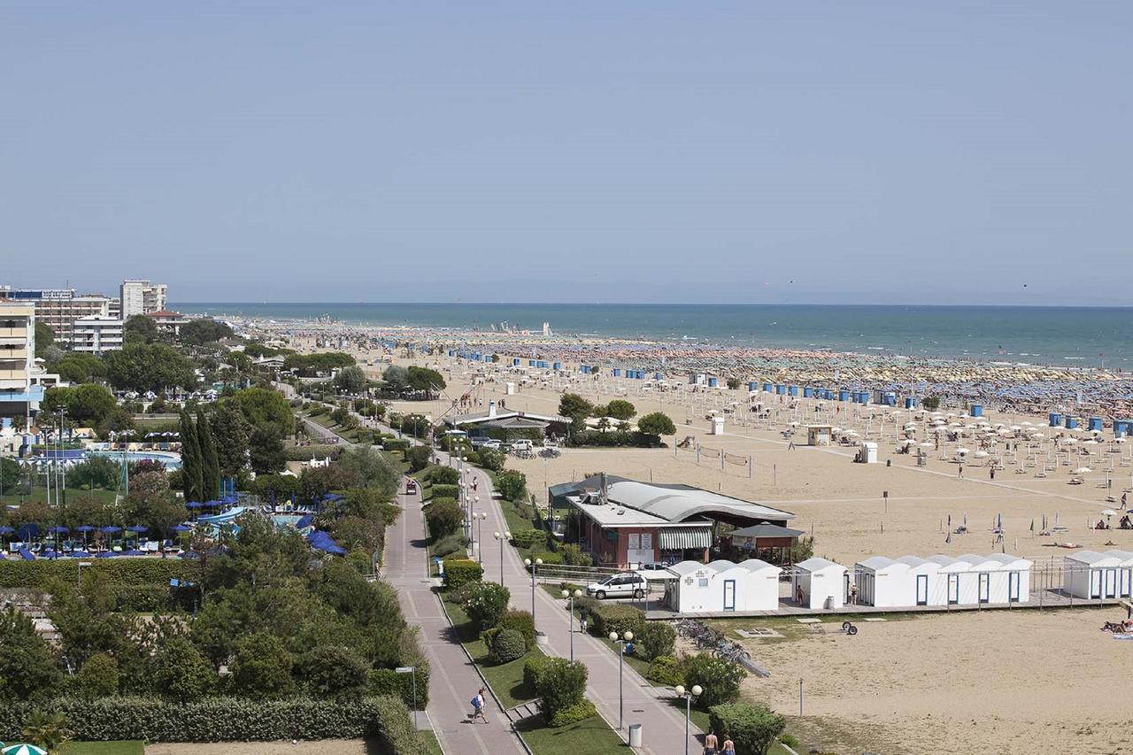 Isolabella - Appartamenti Bibione Esterno foto